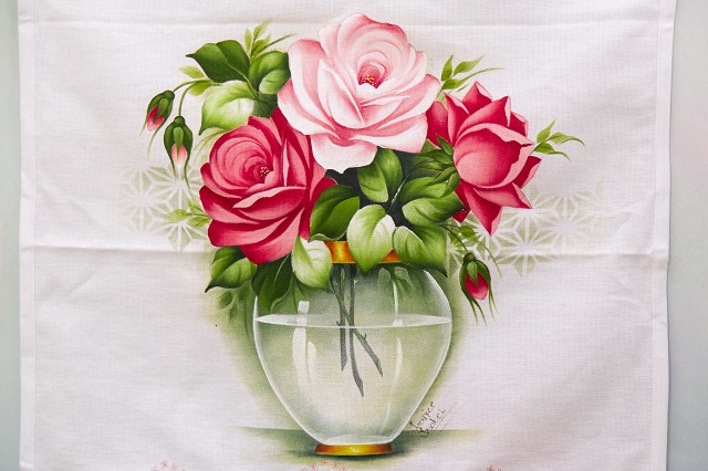 Pintura  de jarro com rosas 